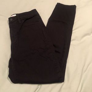 Universal thread size 4 skinny jeans